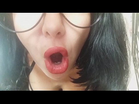 ❤️ מותק, אמך החורגת לא מרשה לך ללכת לבית הספר היום... אני צריך אותך יותר מדי... ❤❌ סרטון פורנו אצלנו
